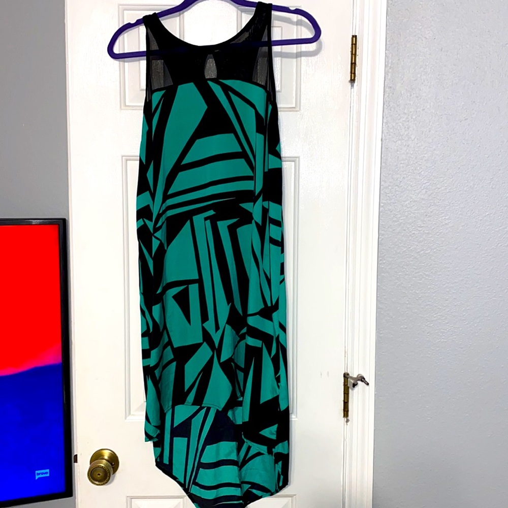 Black/ green geometric pattern dress with hi-lo hem